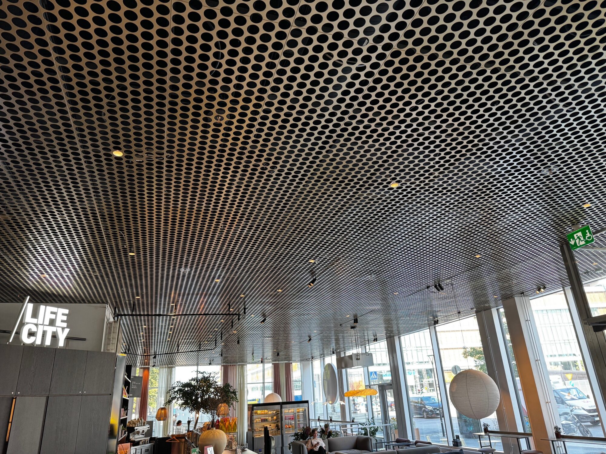 Metall, sulfur, kantc, lobby